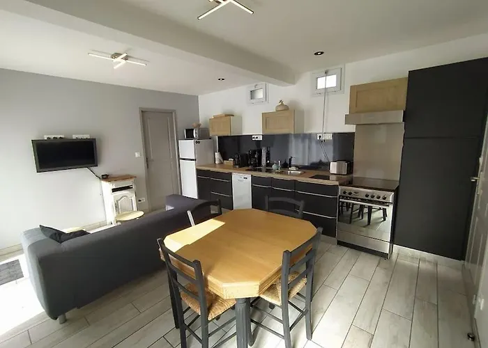 La Chaloupe De * Jullouville-les-Pins